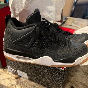 Mens 11.5 Air Jordan 4 laser, please note that box does not match the shoes.